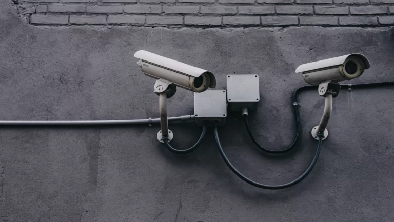 Bezpieczeństwo serwerów - budowanie solidnej fortecy